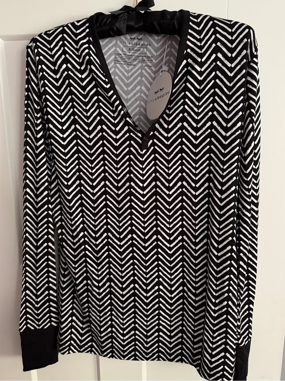 Little Sleepies Women’s Black Chevron Print Pajama Top